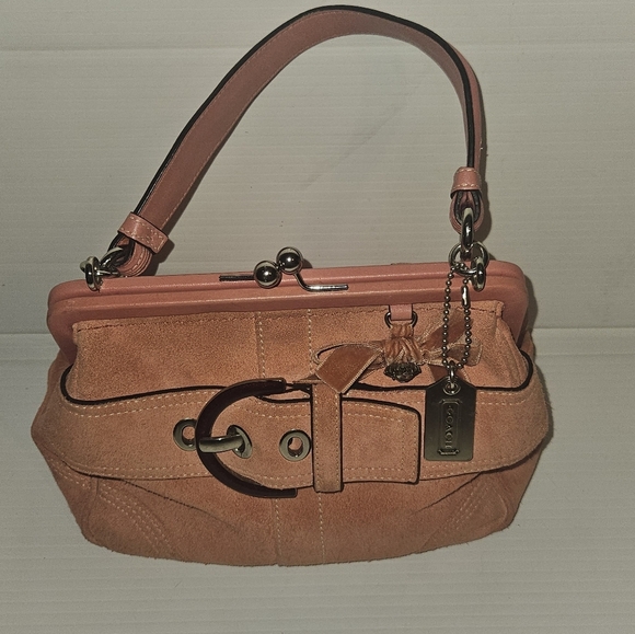 Rare Vintage Y2K COACH Pink Suede Kiss Lock Mini Crossbody Bag – Limited Edition - Picture 5 of 17
